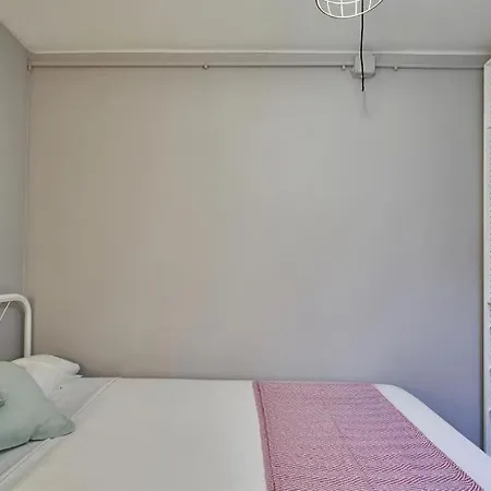 Apartamento Bebarceloner Sant Andreu - 1 Bedroom *